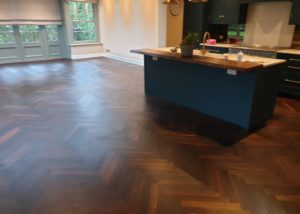 floor-sanding-south-london-floor-restoration-parquet-herringbone